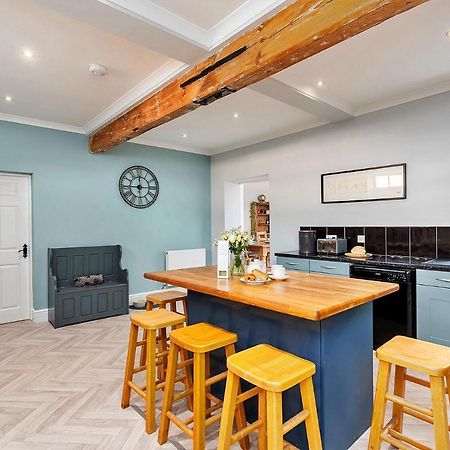 Finest Retreats - South Barn Villa Winestead Bagian luar foto