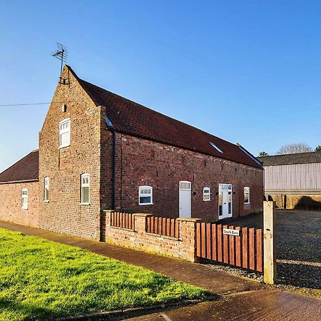 Finest Retreats - South Barn Villa Winestead Bagian luar foto