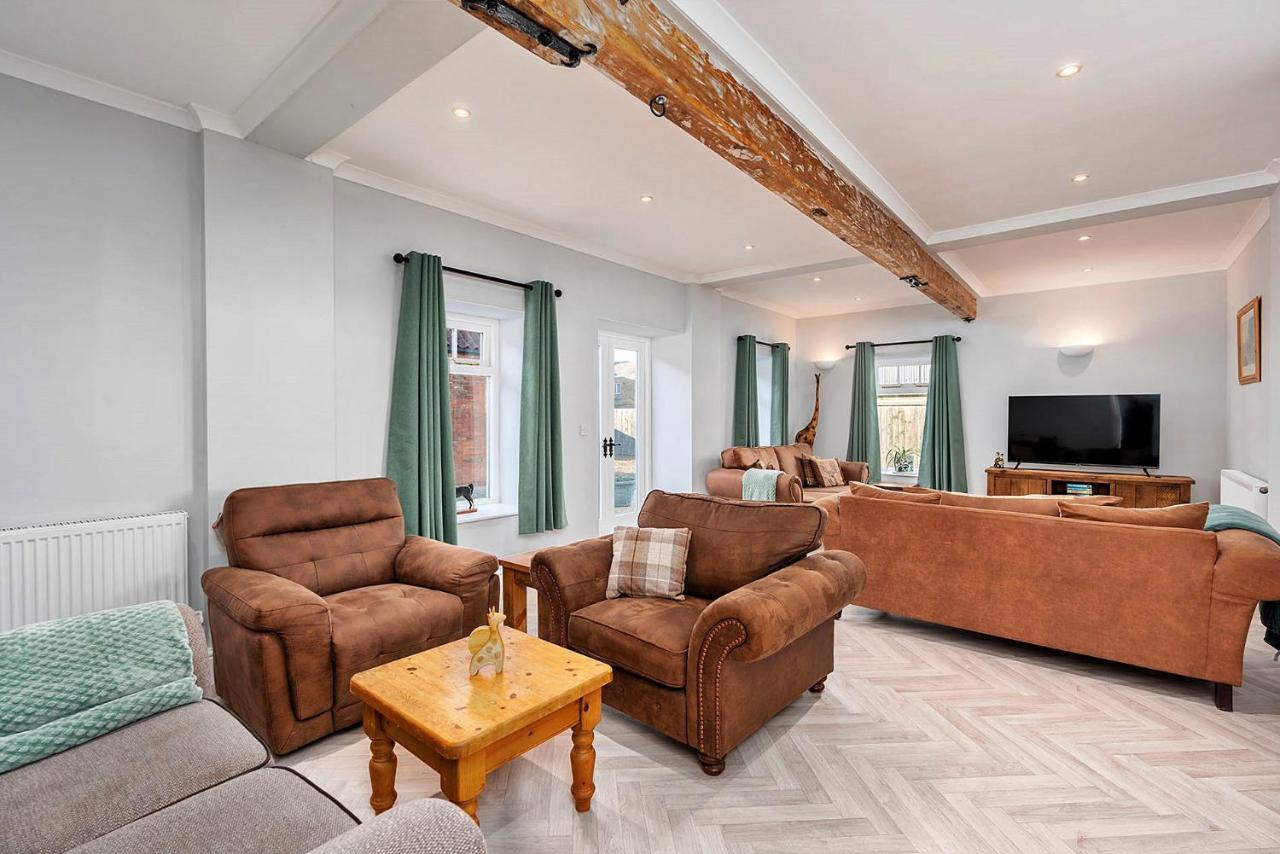 Finest Retreats - South Barn Villa Winestead Bagian luar foto